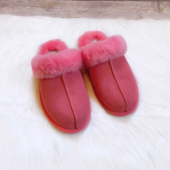 UGG Scuffette II Strawberry Sorbet Suede Slippers - Picture 5 of 8